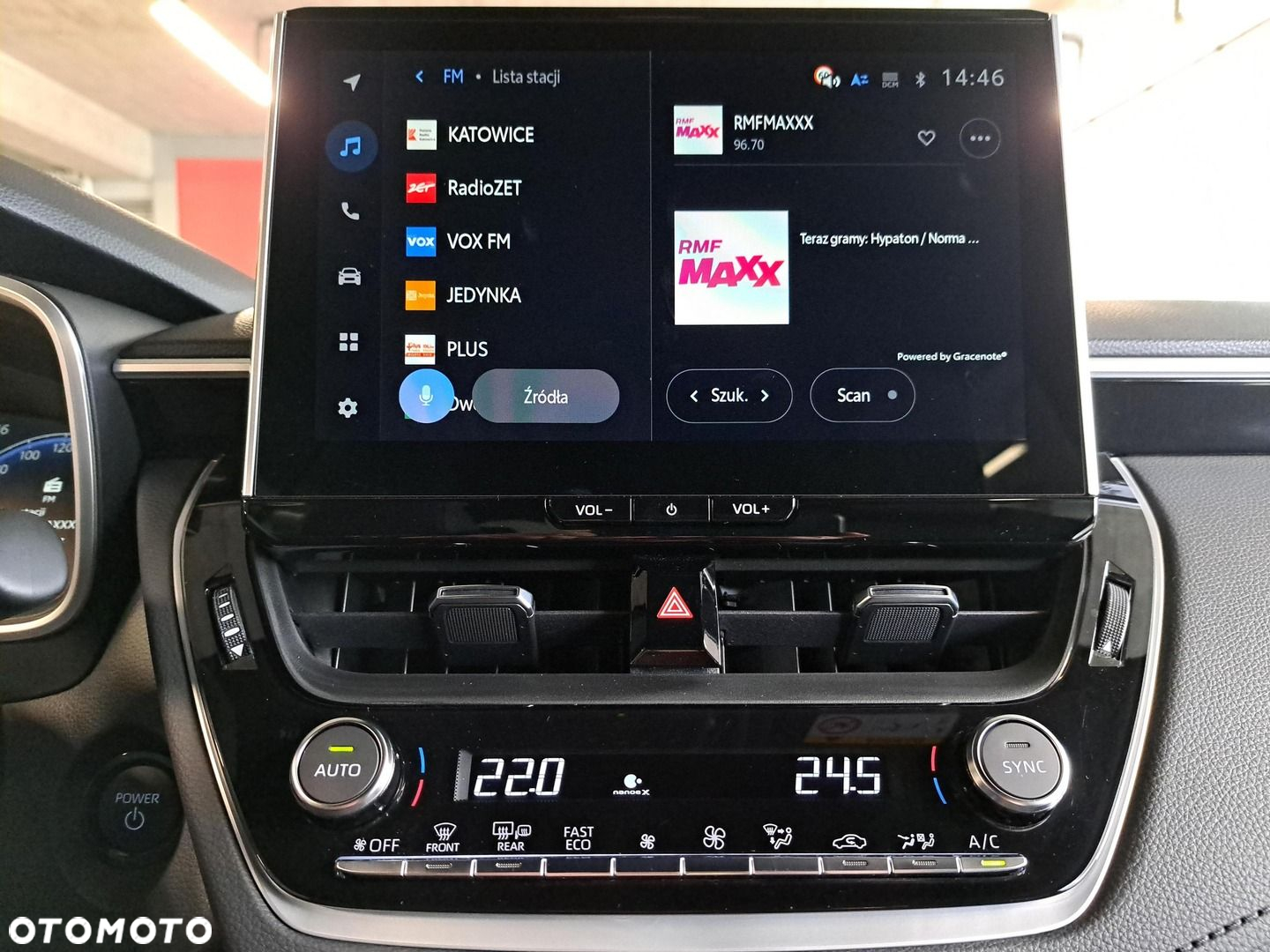 Toyota Corolla Cross 2.0 Hybrid Executive AWD - 21