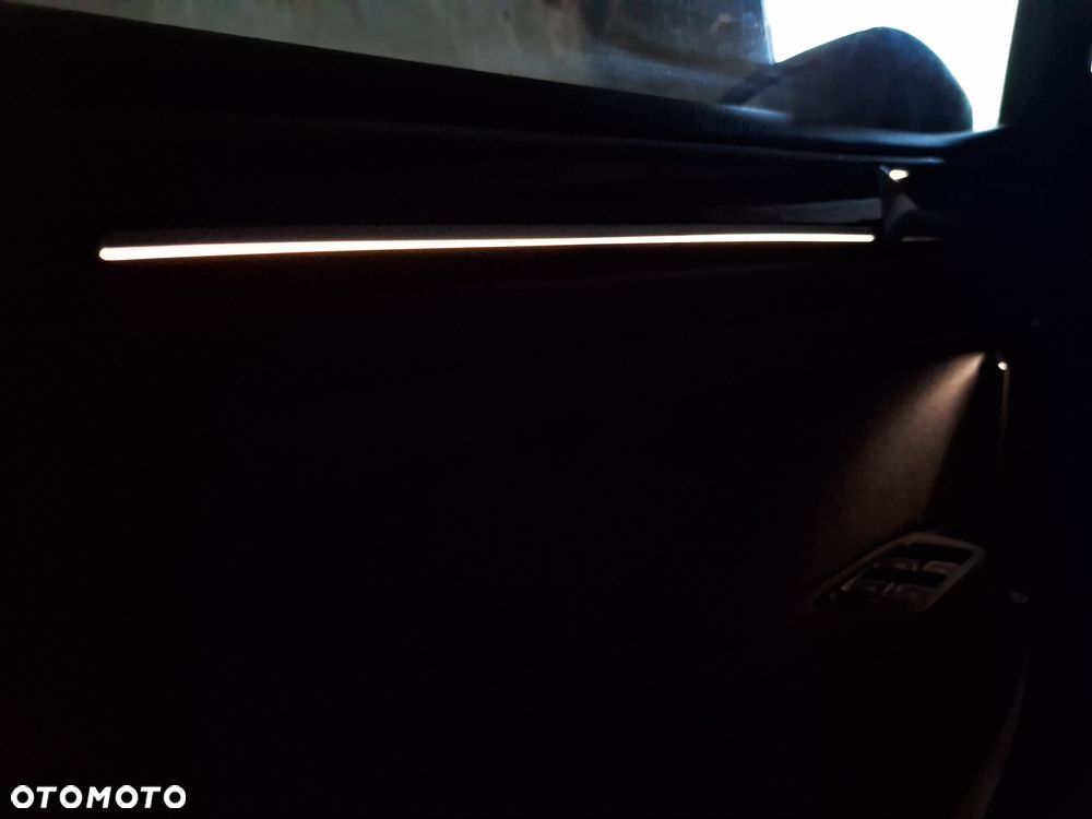 Volkswagen Golf 1.5 TSI ACT (BlueMotion Technology) DSG Highline - 25