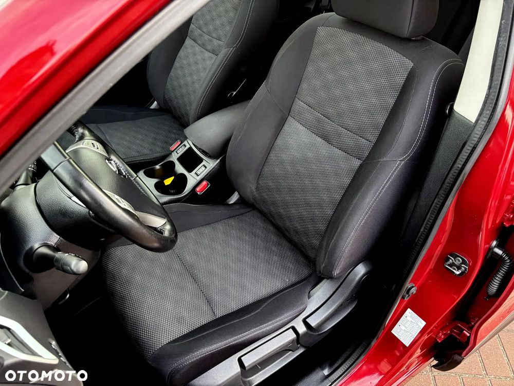 Nissan Qashqai 1.6 DCi Xtronic TEKNA - 14