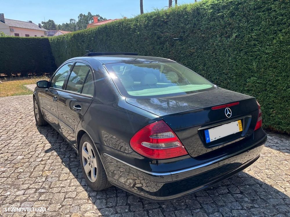 Mercedes-Benz E 220 CDI Avantgarde DPF - 39