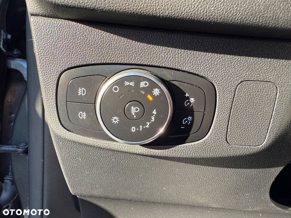 Ford Focus 1.5 EcoBlue Connected - 27