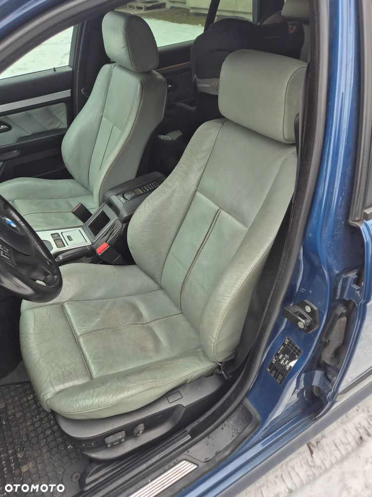 BMW 530D E39 Touring Seria 5 2002r LIFT Mpakiet Topasblau Metallic wszystkie części - 16