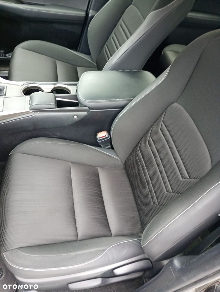 Lexus NX 300h Elite 2WD - 8