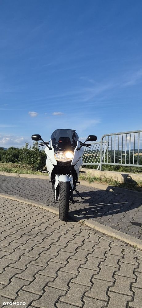 BMW F - 3