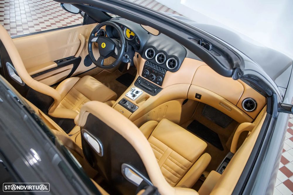 Ferrari 575 - 17