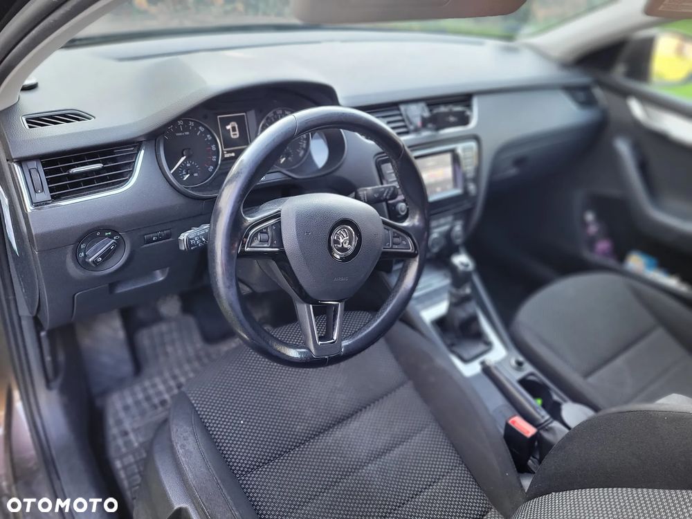 Skoda Octavia 1.6 TDI Ambition - 6