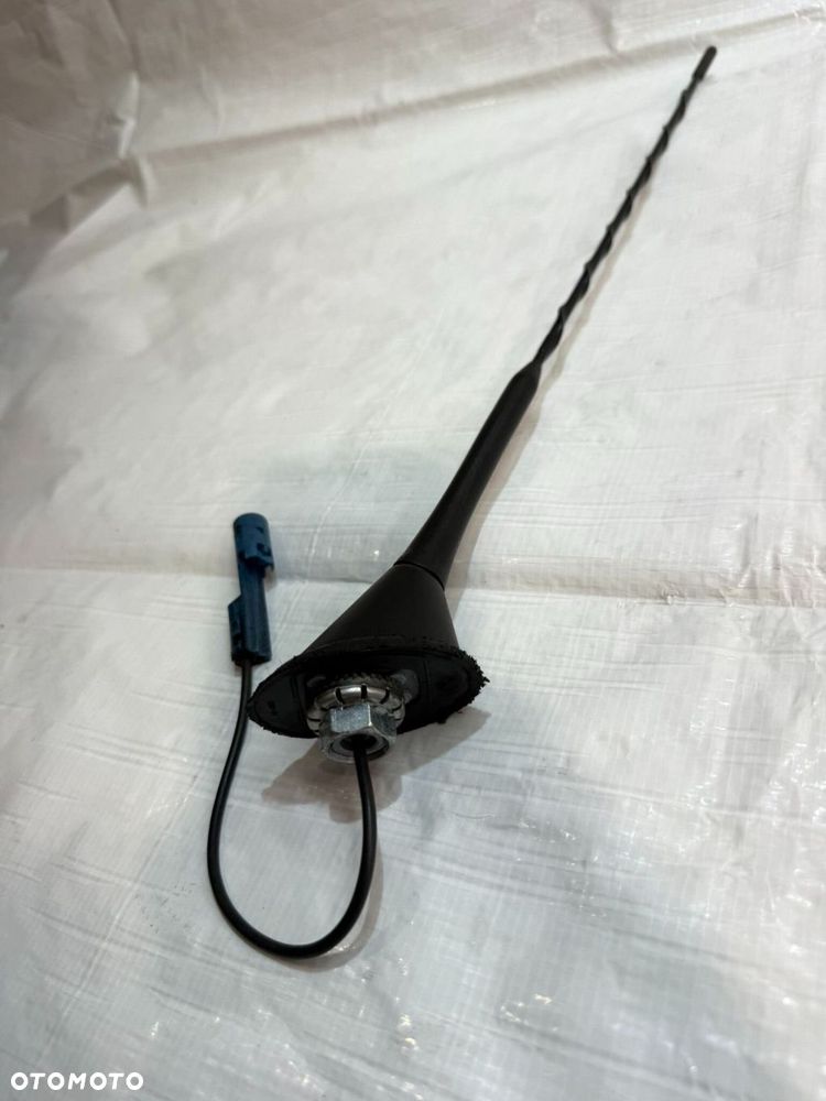 Opel Meriva Astra H antena radiowa 1355650 - 3