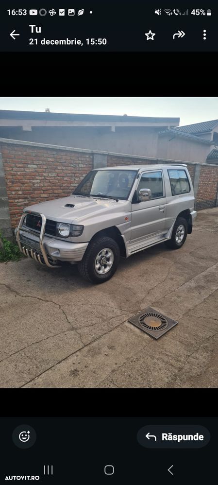 Mitsubishi Pajero - 1