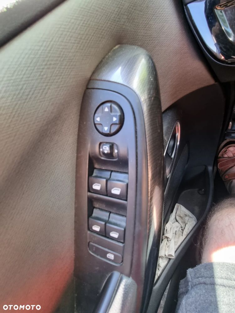 Citroën C4 Picasso e-HDi 115 Exclusive - 11