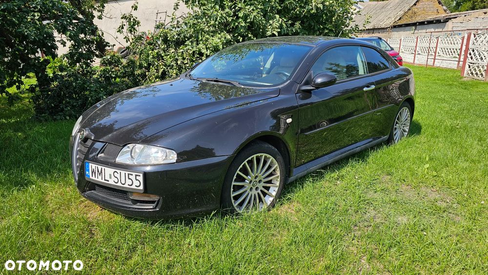 Alfa Romeo GT - 2