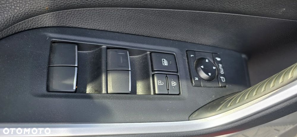 Toyota RAV4 2.5 Hybrid Comfort 4x2 - 26