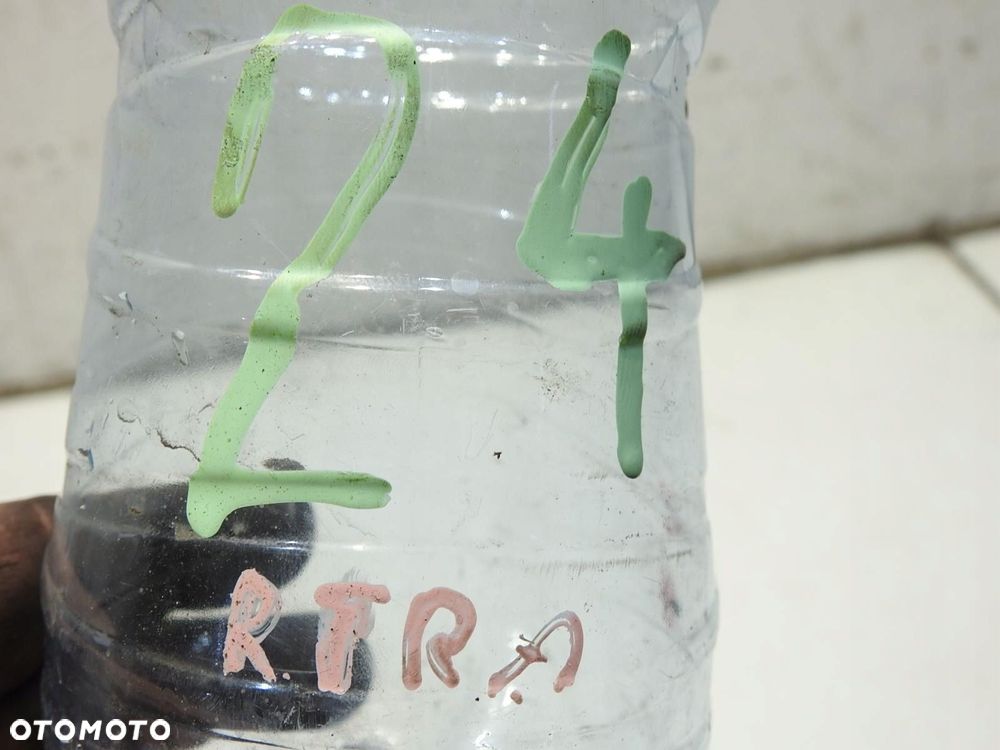 ŚRUBA ŚRUBY FELG KÓŁ RENAULT TRAFIC II - 2