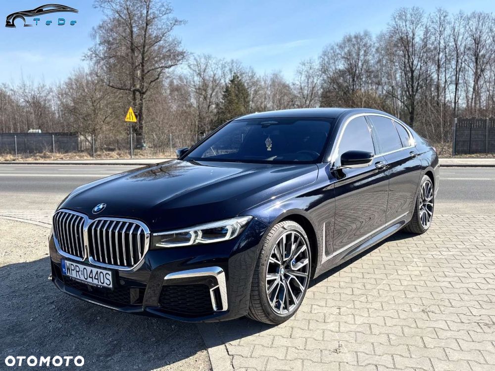 BMW Seria 7 750i xDrive sport - 11