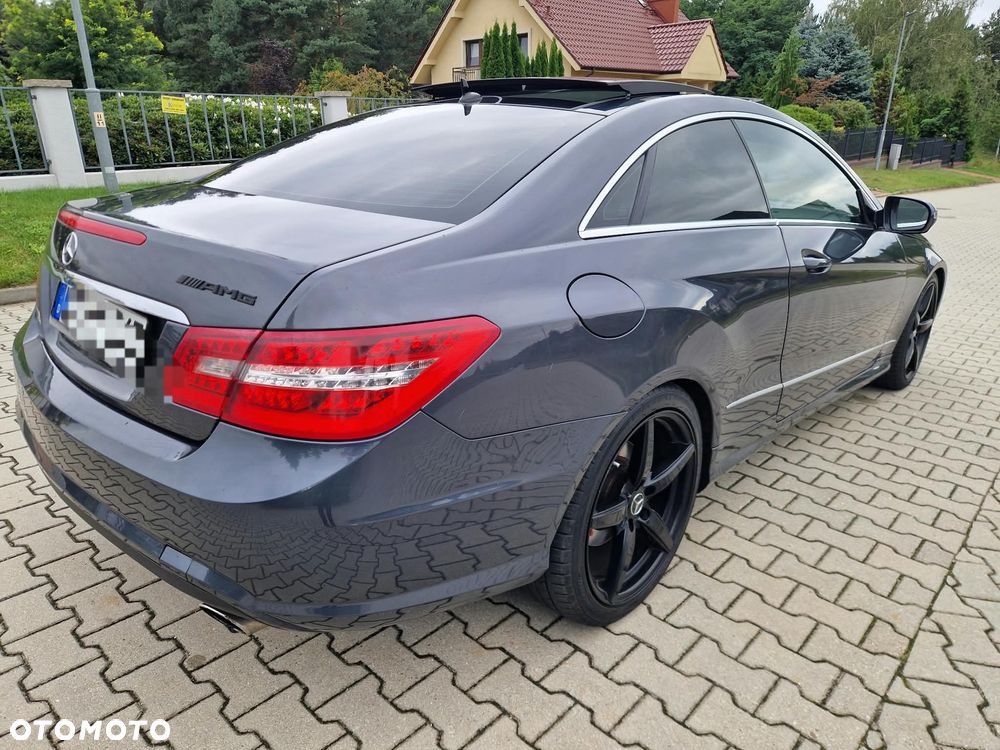 Mercedes-Benz Klasa E 350 CDI DPF BlueEFFICIENCY 7G-TRONIC Avantgarde - 4