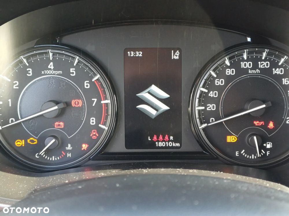 Suzuki Vitara - 11