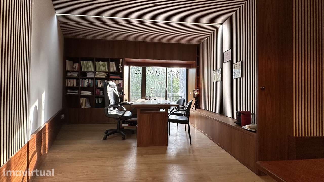 Escritório com 50 m2 totalmente remodelado em São Victor Braga - Grande imagem: 5/12