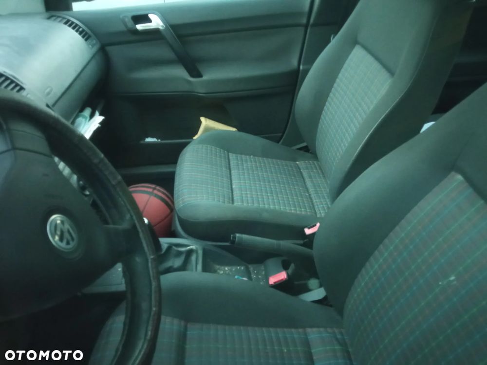 Volkswagen Polo - 5