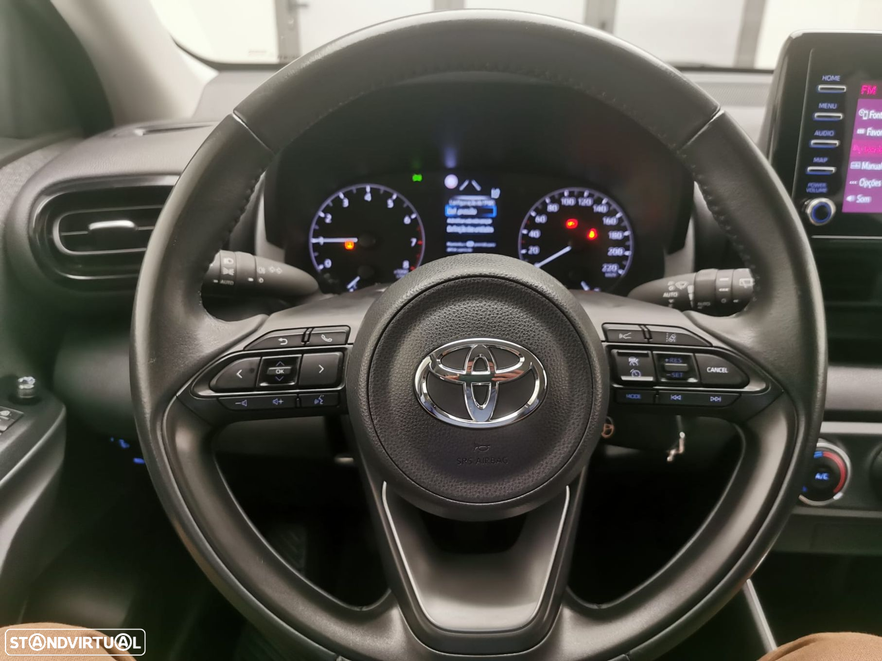 Toyota Yaris 1.0 VVT-i Comfort Plus - 16
