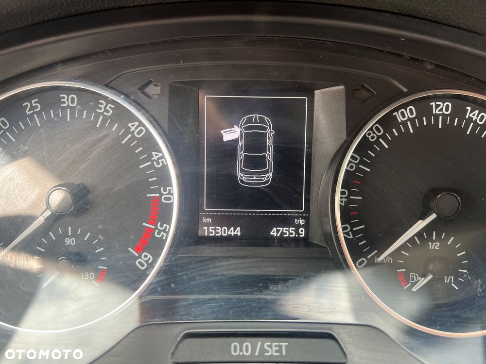 Skoda RAPID 1.6 TDI DPF Ambition - 5