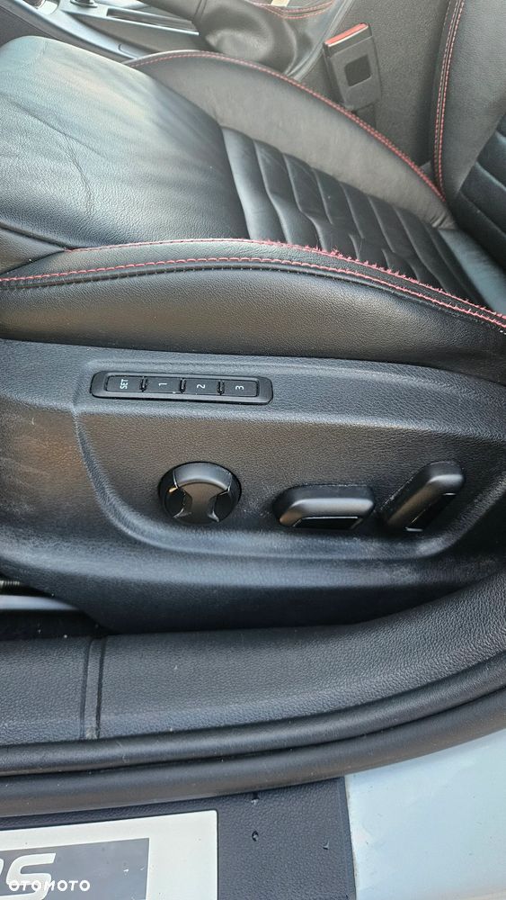 Skoda Octavia 2.0 TDI 4x4 RS Challenge DSG - 27