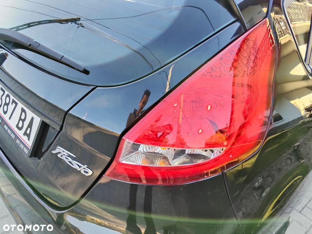 Ford Fiesta 1.25 Ambiente - 13