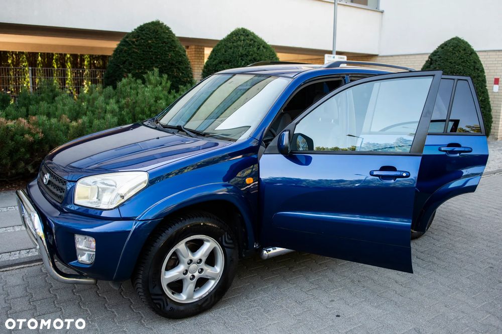 Toyota RAV4 2.0 VVT-i 4x4 - 7