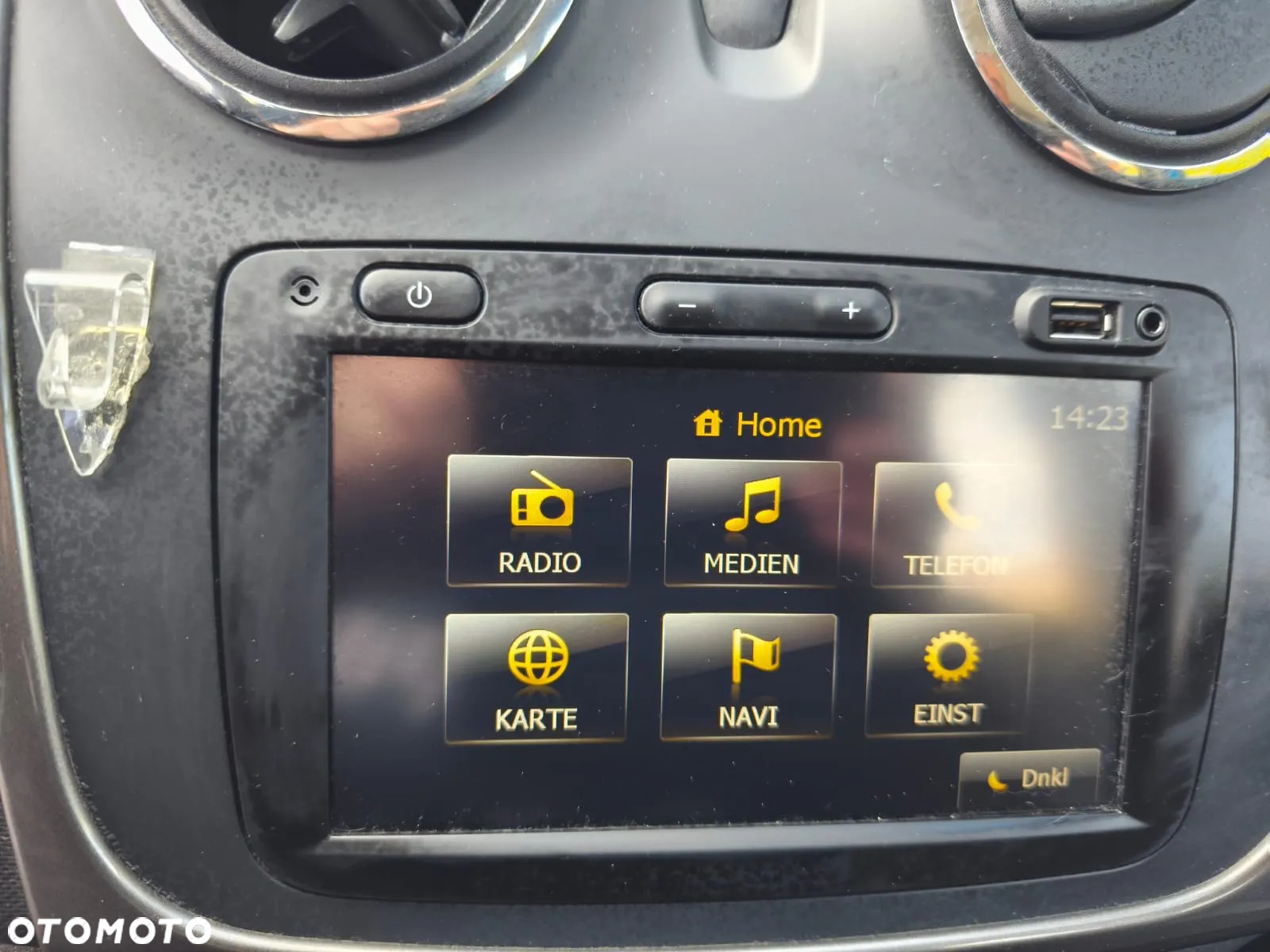 Dacia Sandero - 7