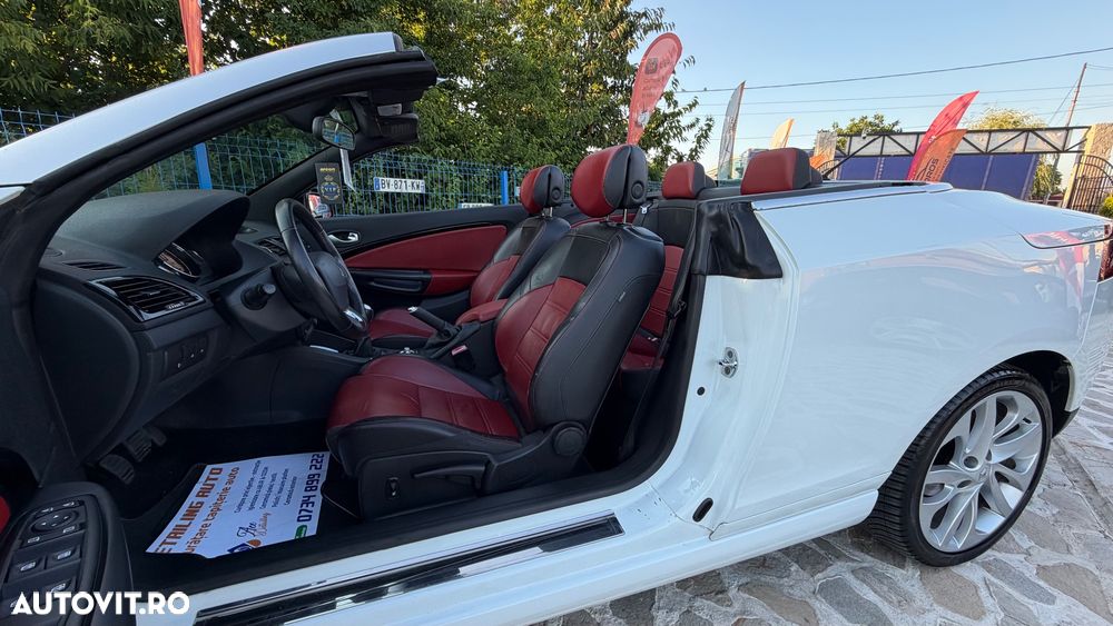Renault Megane Energy dCi 130 Start & Stop FAP Coupe-Cabri Luxe - 16