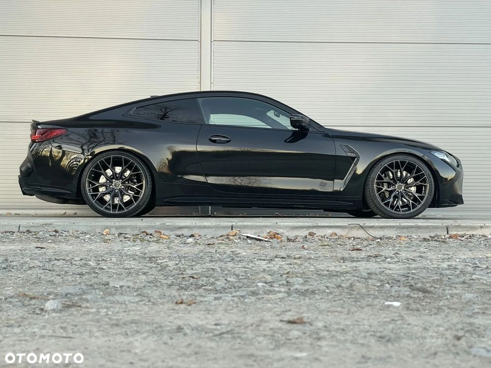 BMW M4 Competition - 3