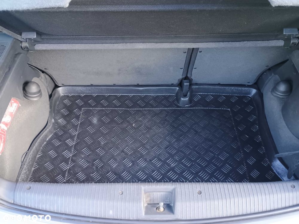 Opel Corsa - 5