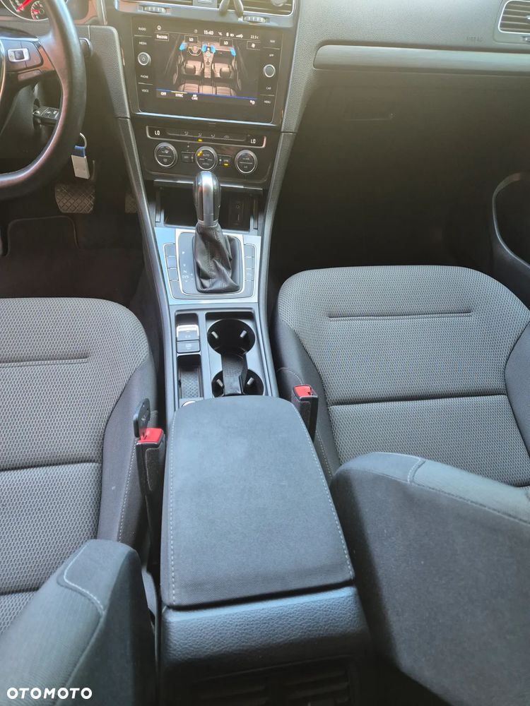 Volkswagen Golf VII 1.6 TDI BMT Highline DSG - 22