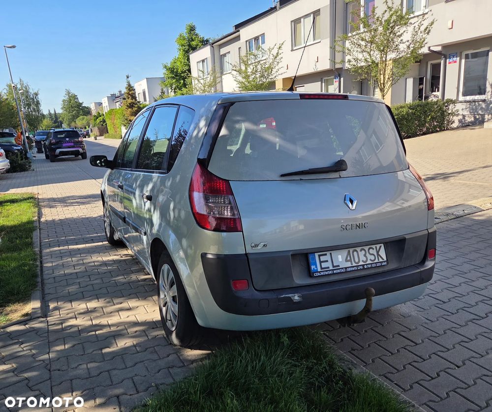 Renault Scenic 1.6 Confort Authentique - 3