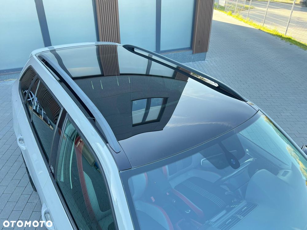 Skoda Fabia 1.2 TSI Monte Carlo - 11