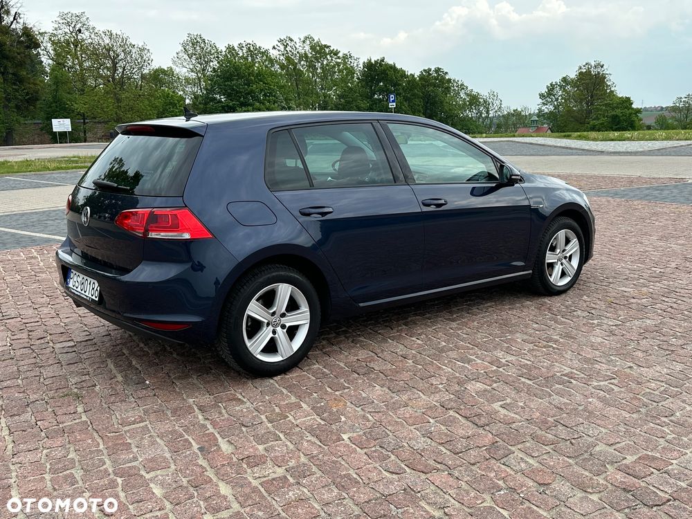 Volkswagen Golf 1.6 TDI BlueMotion Technology Lounge - 3