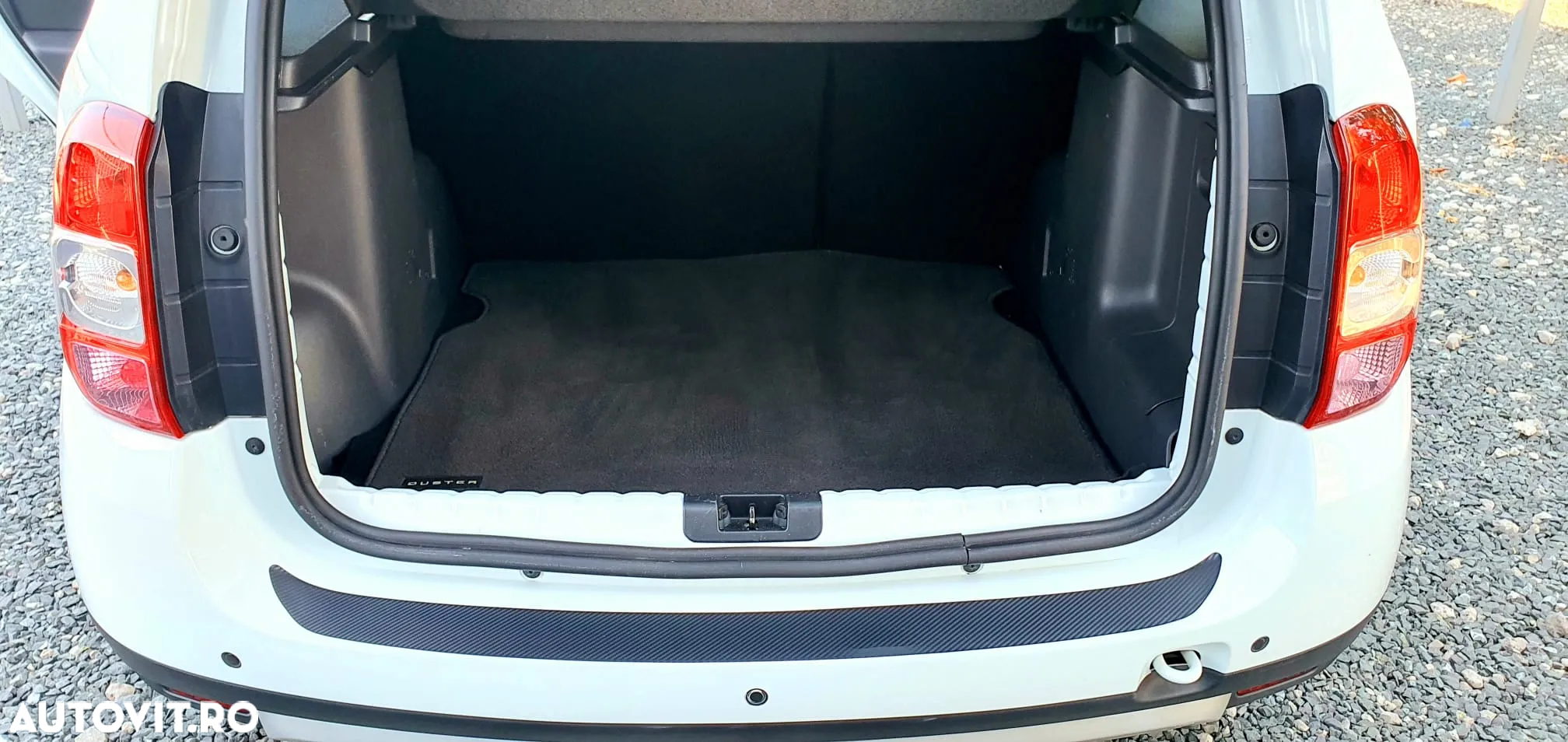 Dacia Duster 1.5 dCi 4x2 Laureate - 21