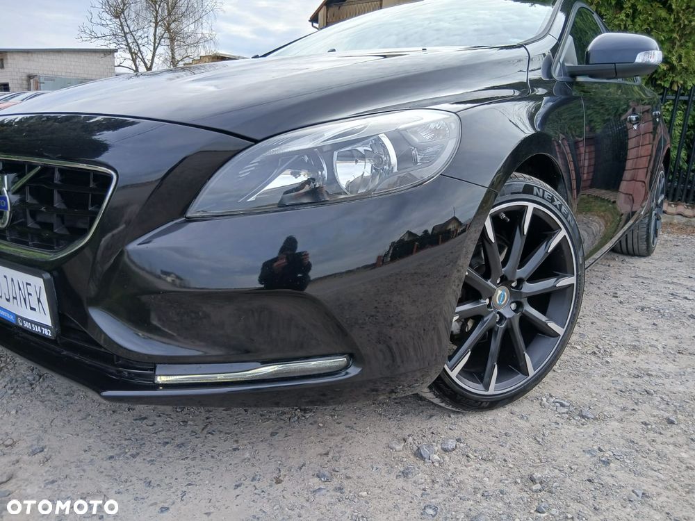 Volvo V40 D2 - 14