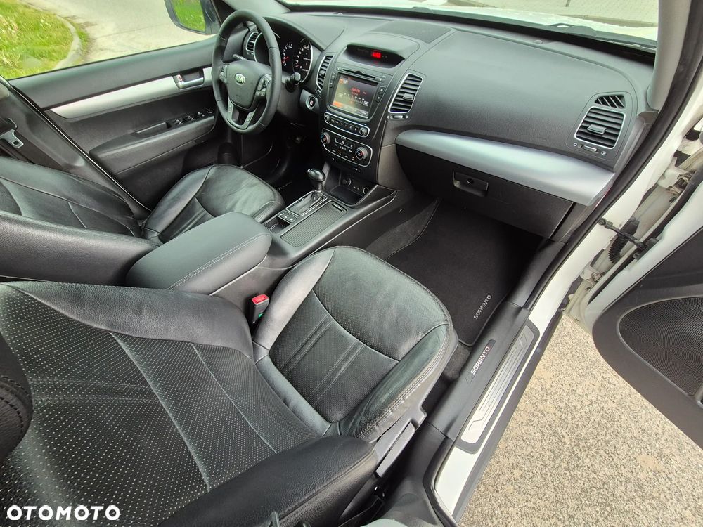 Kia Sorento - 26