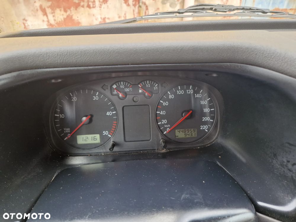 Volkswagen Transporter - 10