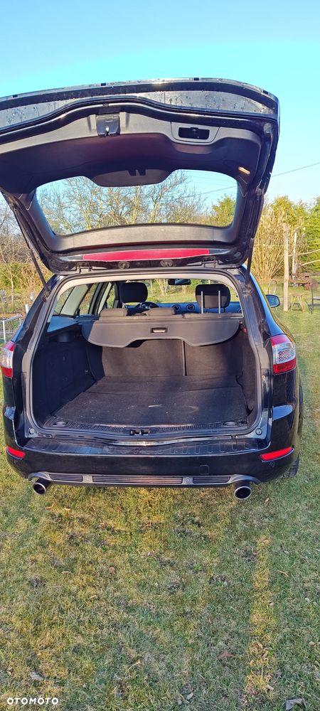 Ford Mondeo 2.0 EcoBoost Titanium - 9