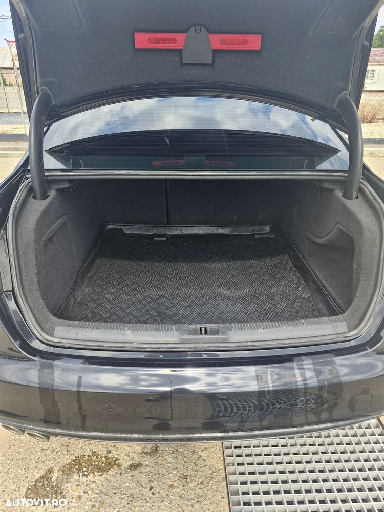 Audi A4 Limuzina 2.0 TDI S tronic - 19