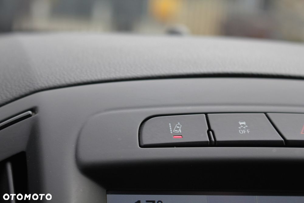 Opel Insignia 1.4 Turbo ecoFLEX Start/Stop Business Innovation - 31