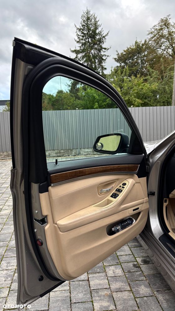 BMW Seria 5 - 23