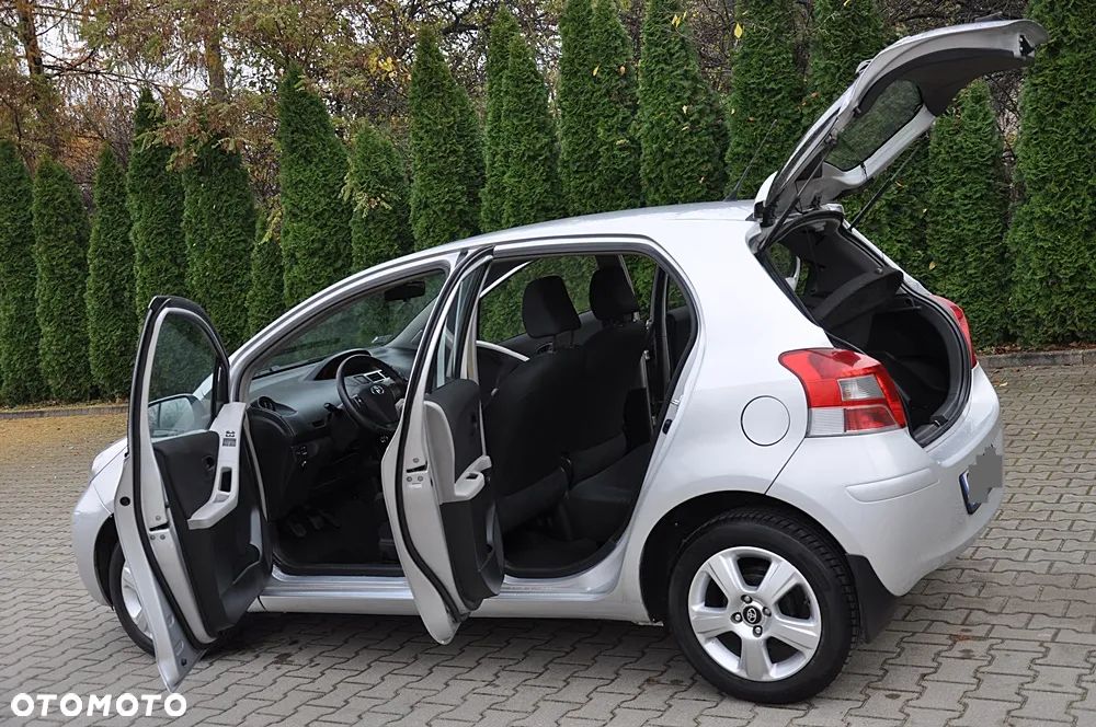 Toyota Yaris 1.33 Prestige - 16