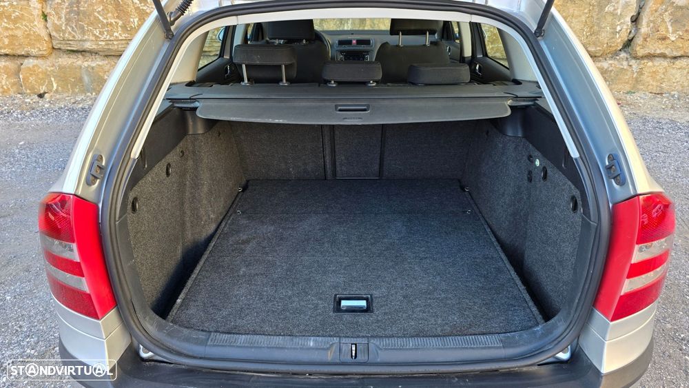 Skoda Octavia Break 1.9 TDi Elegance - 37