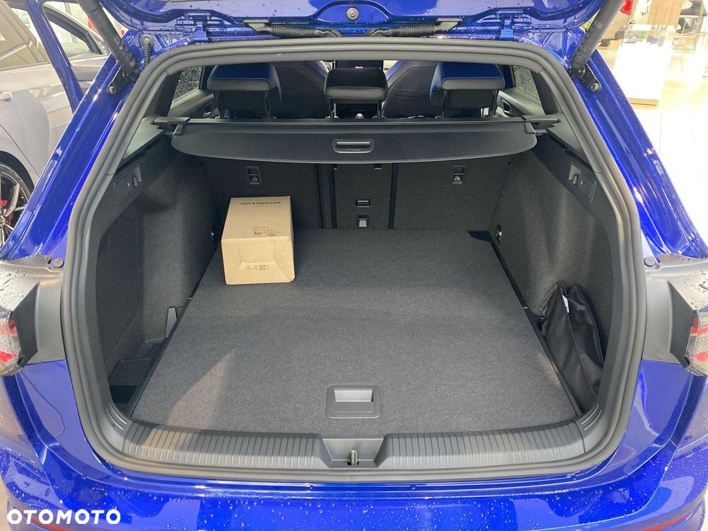 Volkswagen Golf - 17