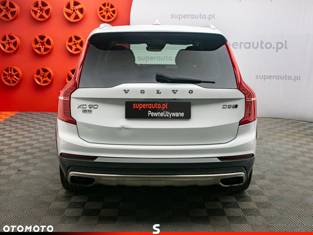 Volvo XC 90 - 8