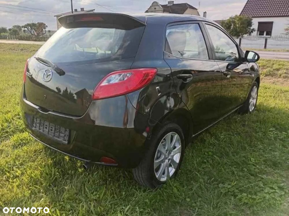 Mazda 2 - 4