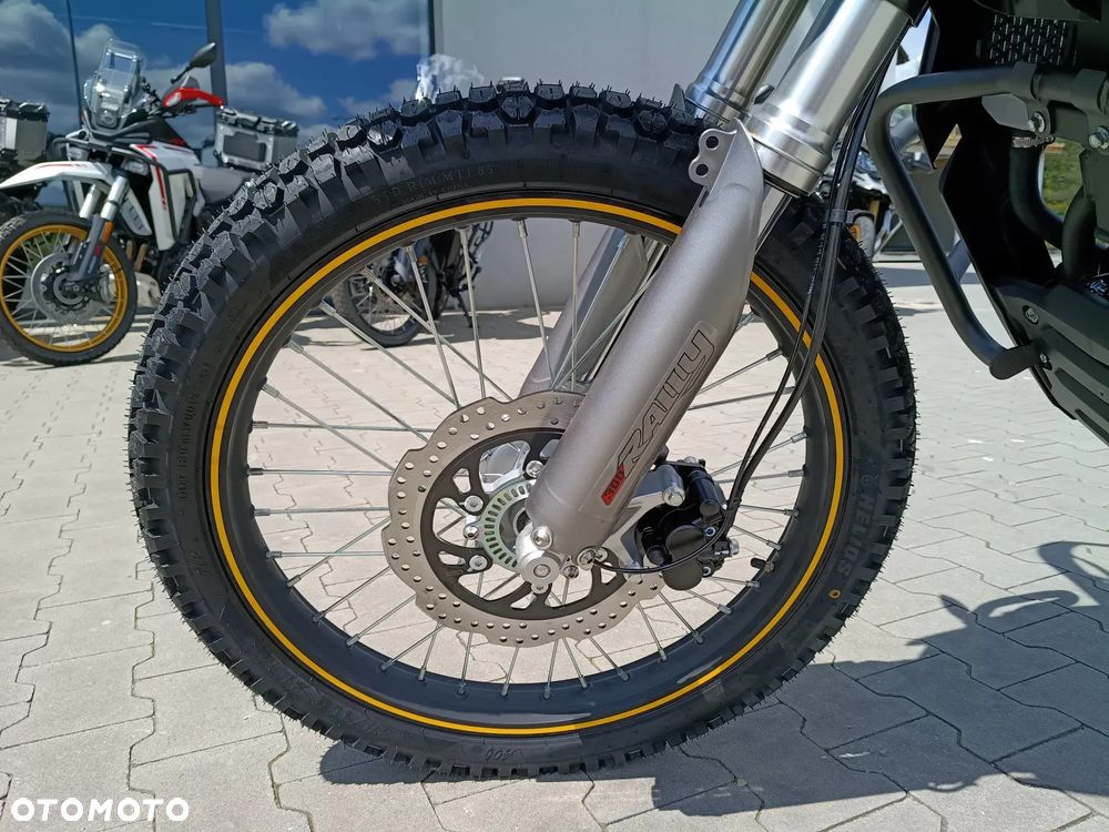VOGE 300GY RALLY - 10