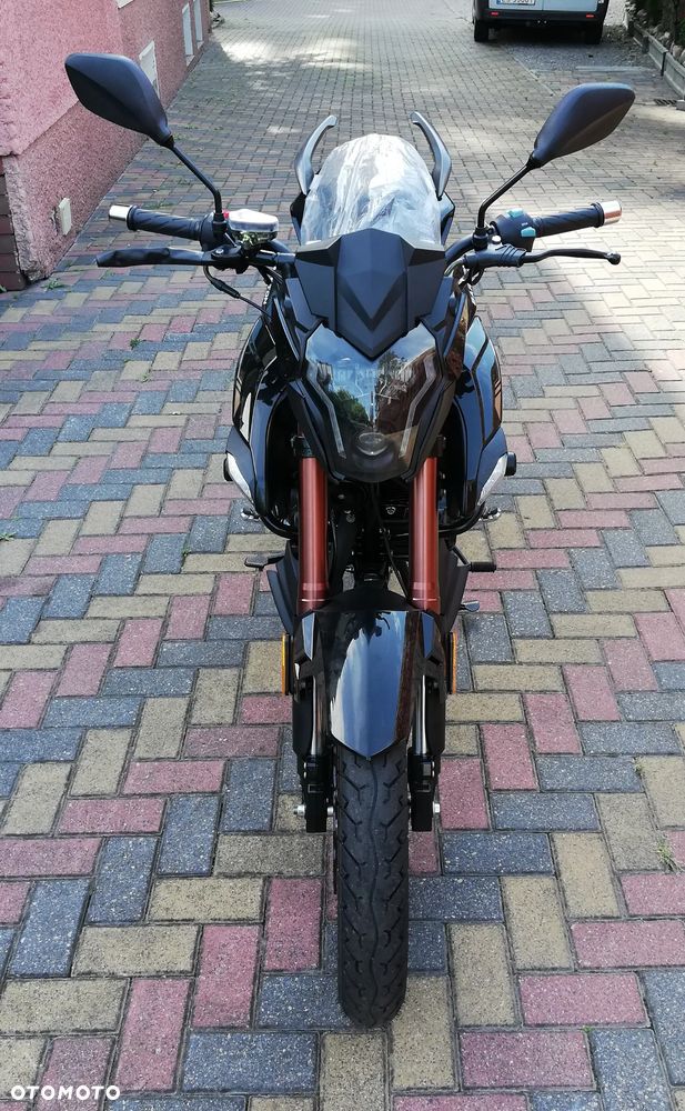 Barton NOXO 125 - 3