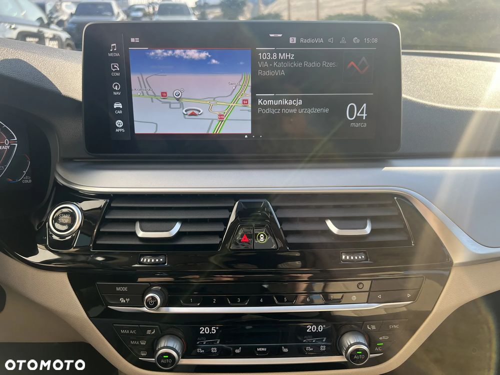 BMW Seria 5 520d mHEV - 28